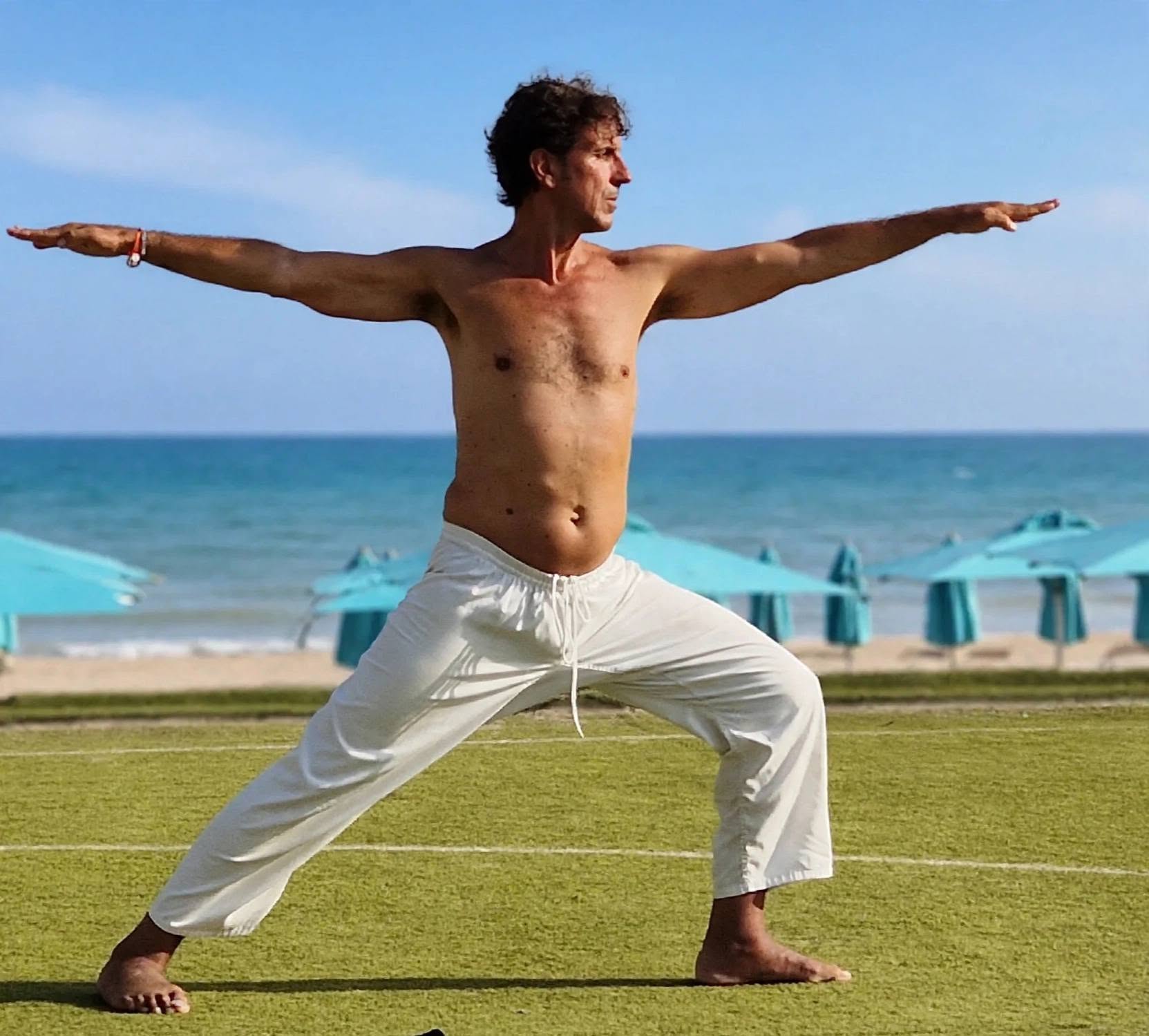 yoga posizione virabhadrasana